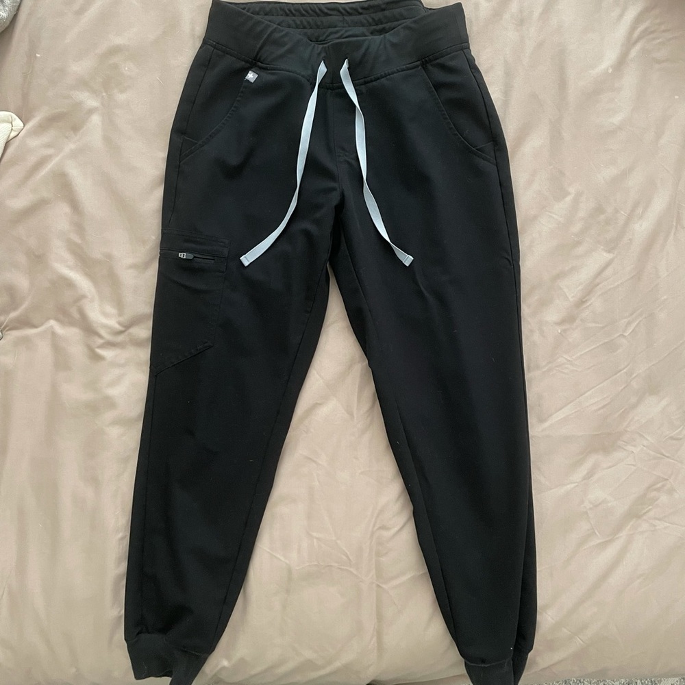 Figs petite scrub joggers (Black / SP)
